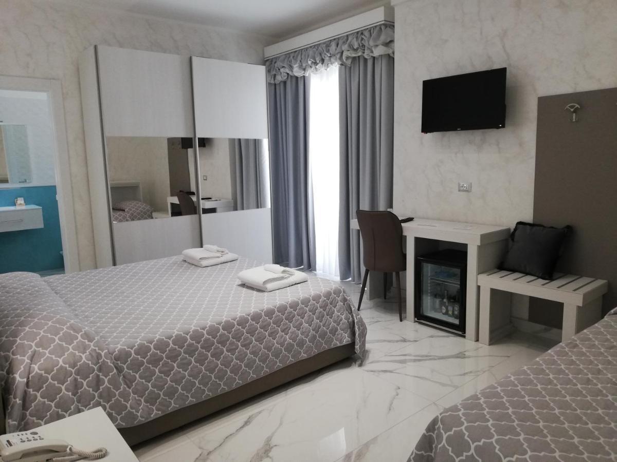 Hotel Presidente Porto Cesareo Ngoại thất bức ảnh