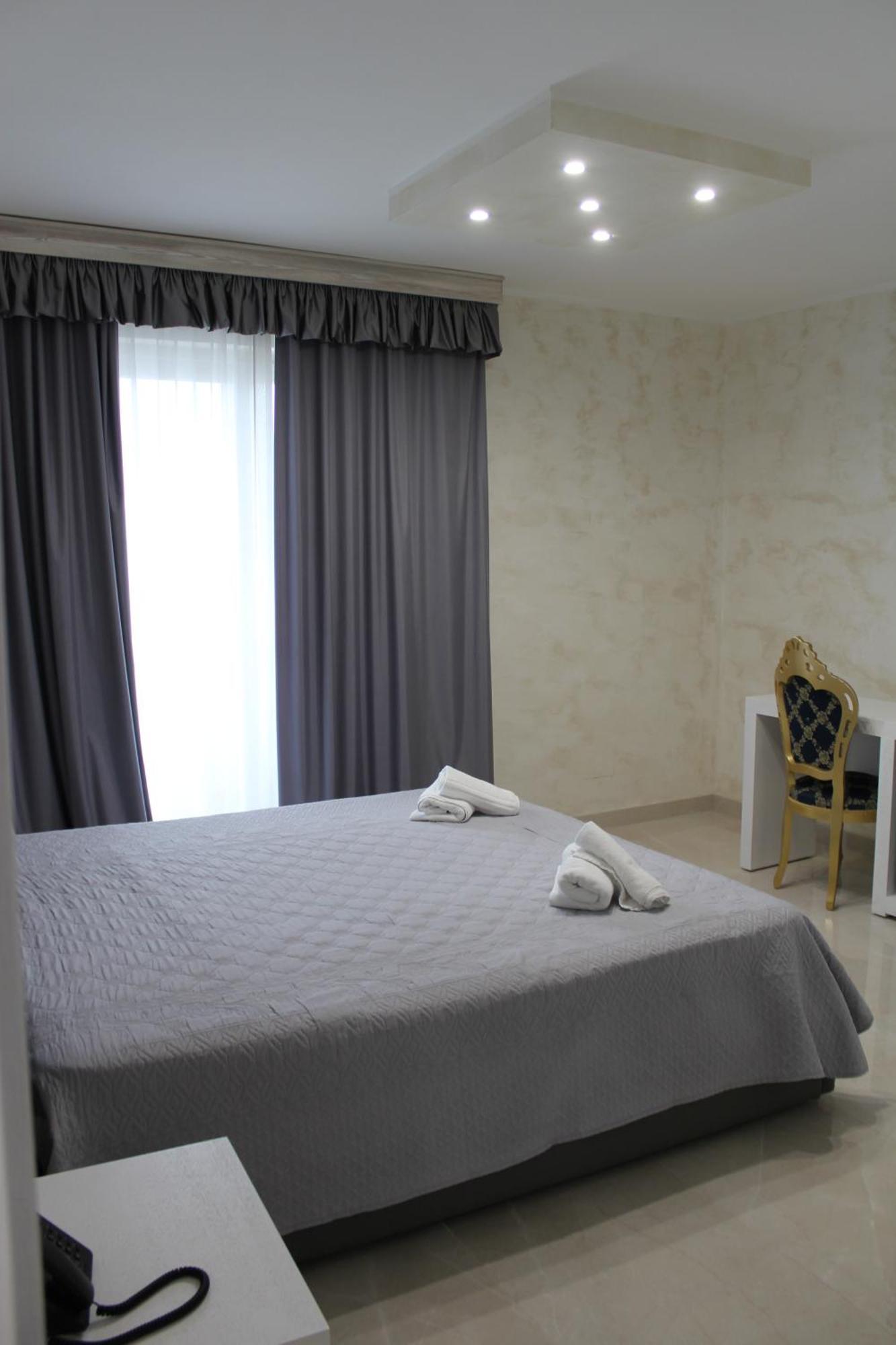 Hotel Presidente Porto Cesareo Ngoại thất bức ảnh